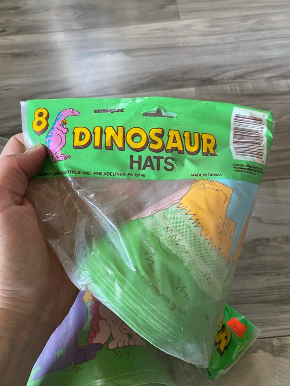 Set Of 3 Unopened Dinosaur Party Hats 24 Total Vintage 1987 90s 80s Retro - Picture 5 of 5